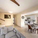 Villa Poseidon *