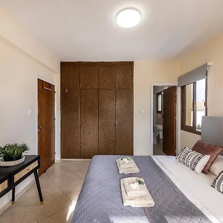 Poseidon Βίλα Παραλίμνι