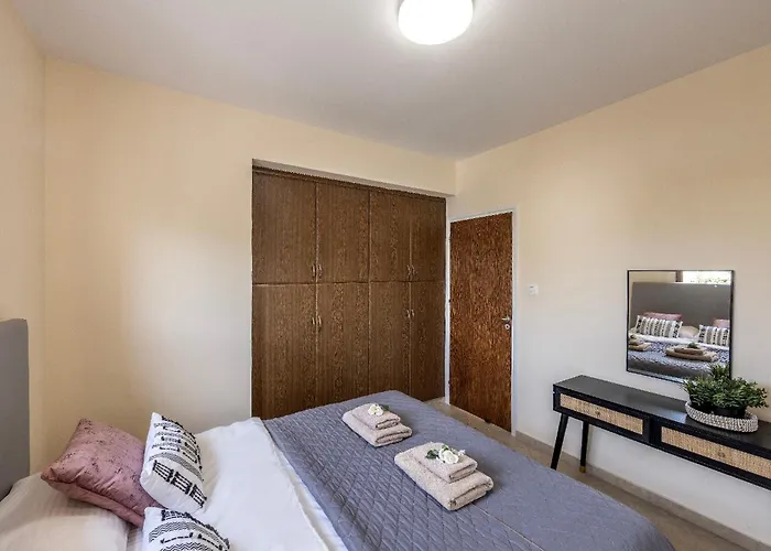 Poseidon Vila Paralimni